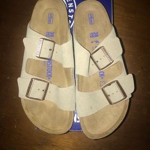 ✨BRAND NEW SOFT FOOTED ARIZONA BS ✨